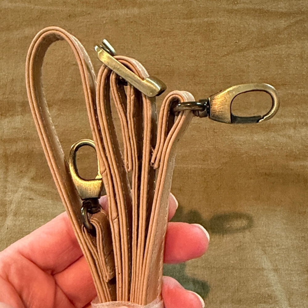 Bembien Adjustable Crossbody Strap- Caramel - Picture 3 of 6